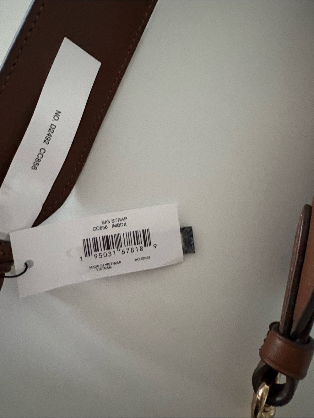 Beautiful Coach Brown Signature Adjustable Crossbody Strap with Gold Hardware - Picture 4 of 4